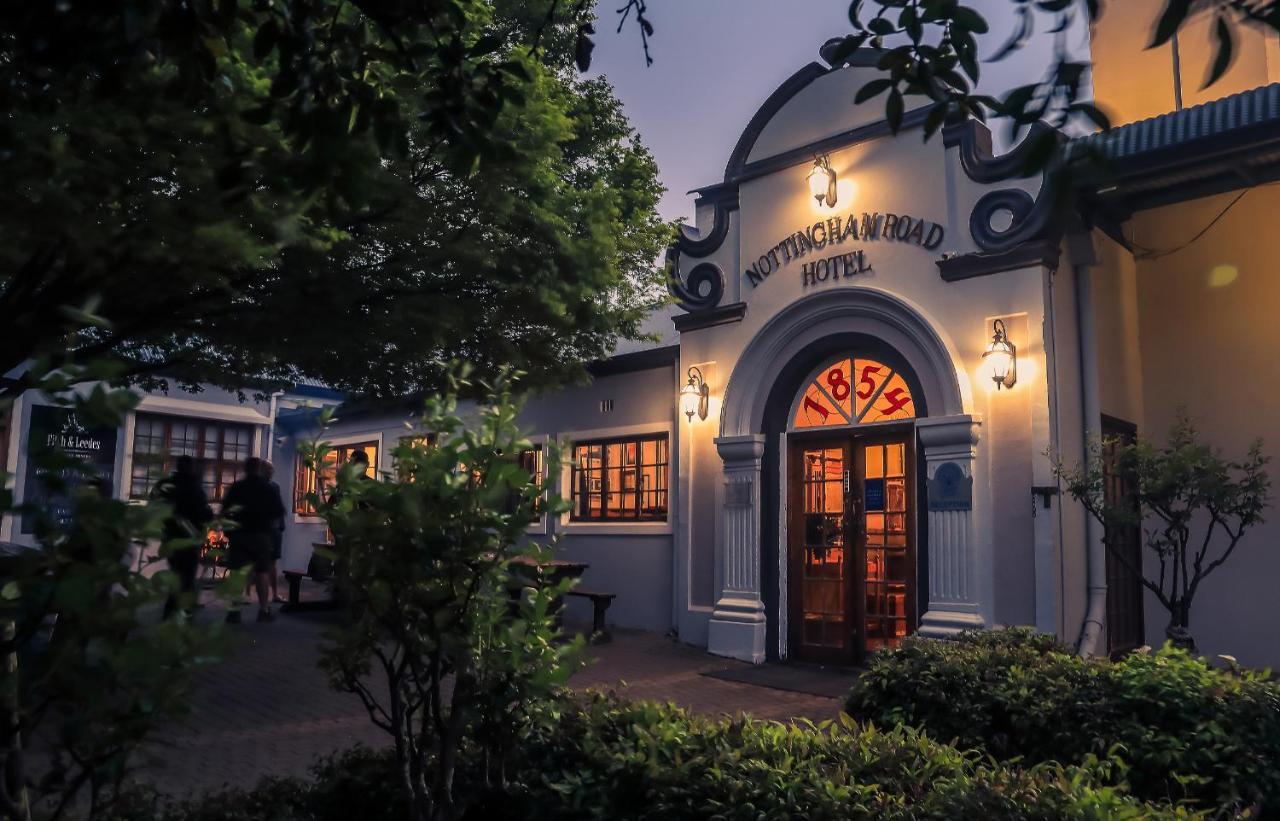 The Nottingham Road Hotel Bagian luar foto