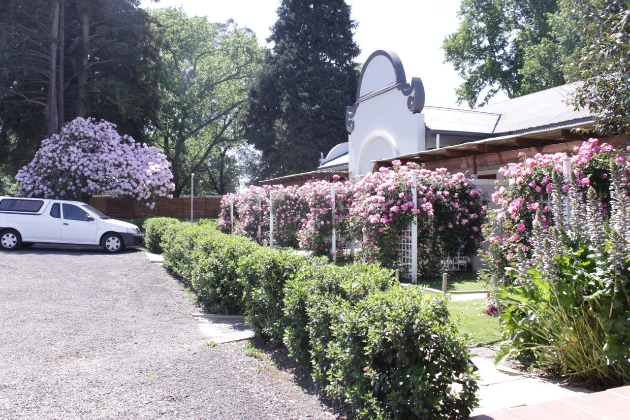 The Nottingham Road Hotel Bagian luar foto